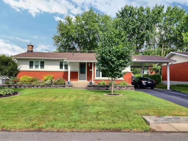 Bungalow For Sale in Victoriaville, Quebec