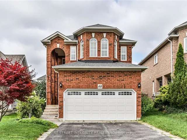 House For Sale in Whitby, Ontario