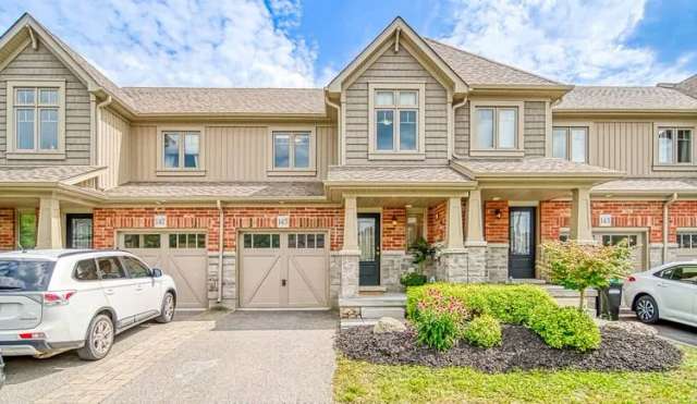 Townhouse For Sale in New Tecumseth, Ontario