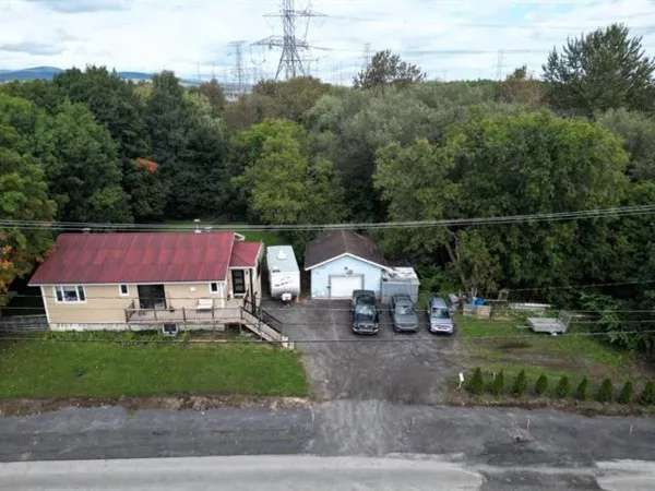 Bungalow for sale (Quebec North Shore) #QW959