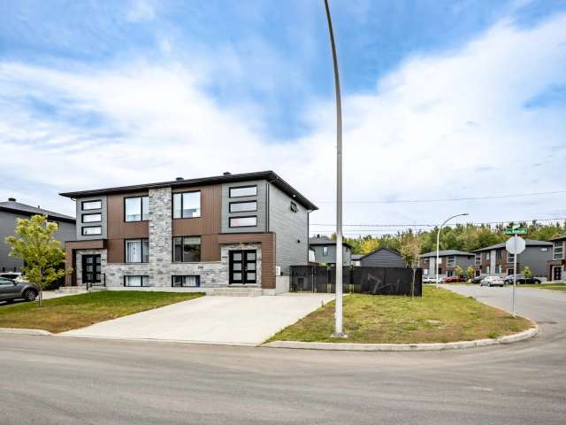 Store For Sale in Trois-Rivières, Quebec