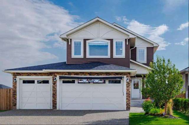 House For Sale in Strathmore, Alberta