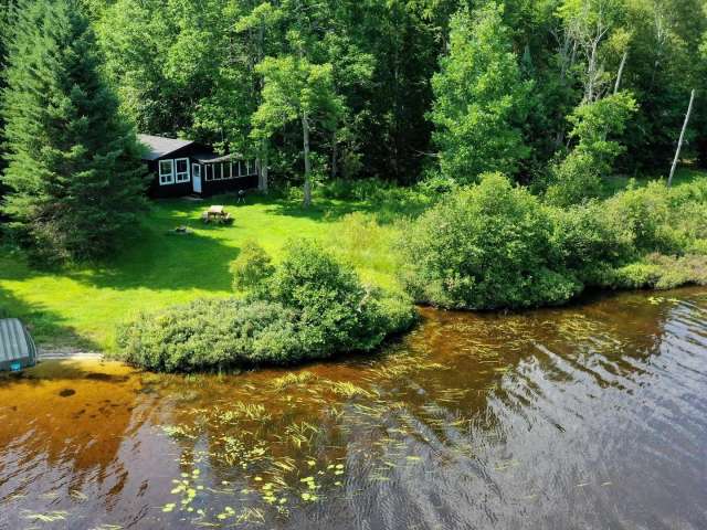 Bungalow For Sale in Quebec, Quebec