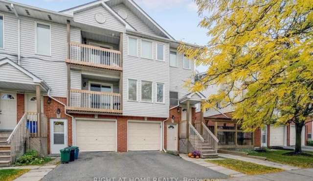 Townhouse For Sale in Halton Hills, Ontario