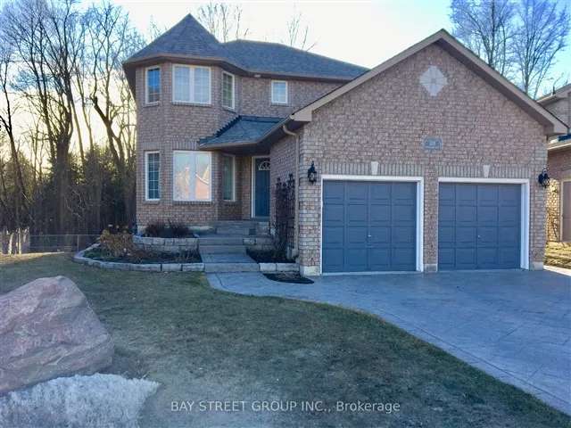 House For Rent in Barrie, Ontario