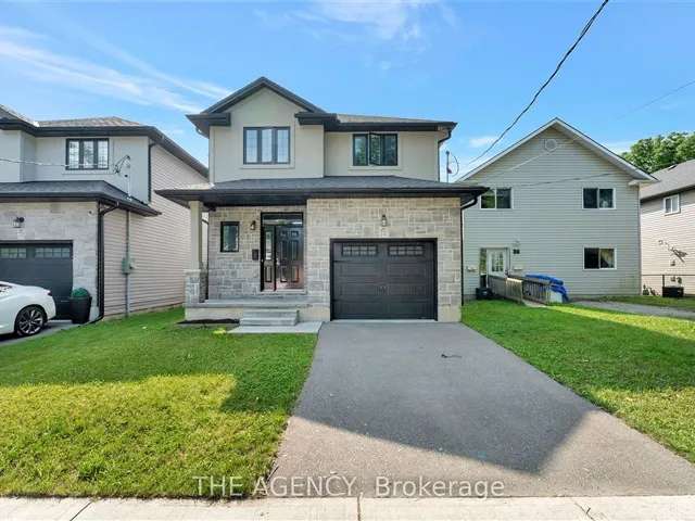 House For Sale in Brantford, Ontario