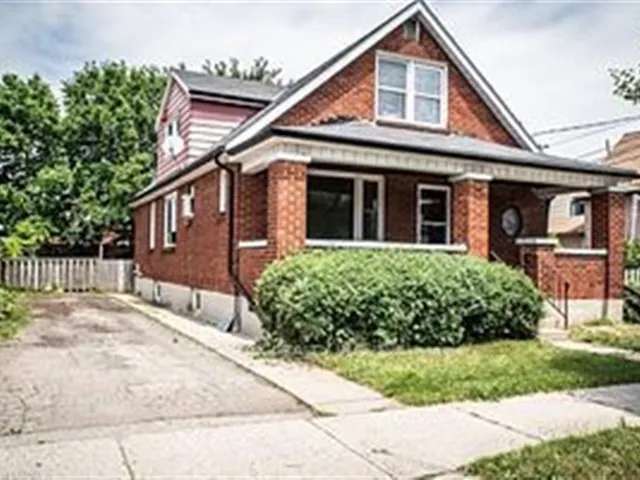 Duplex For Sale in London, Ontario