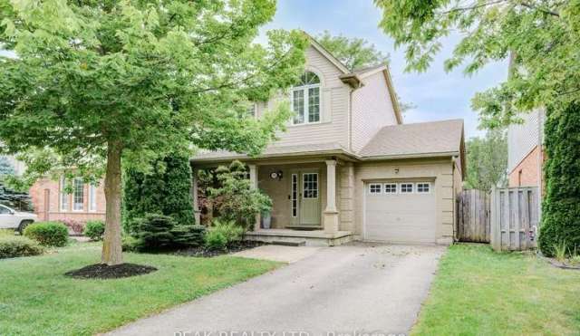 House For Sale in Waterloo, Ontario