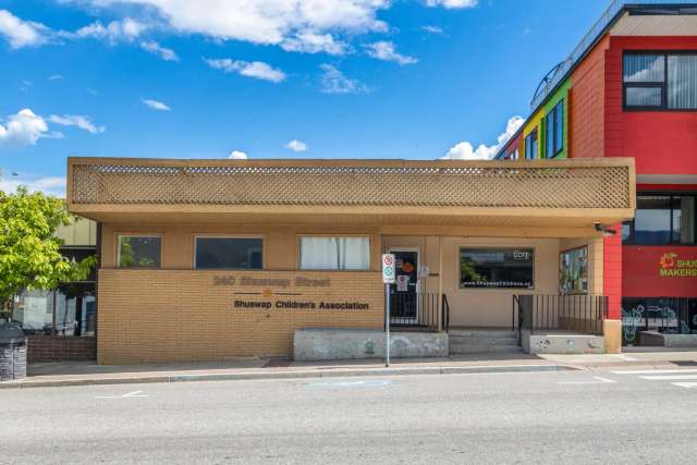 Office For Sale in Salmon Arm, British Columbia