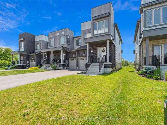 Townhouse For Sale in Clearview, Ontario