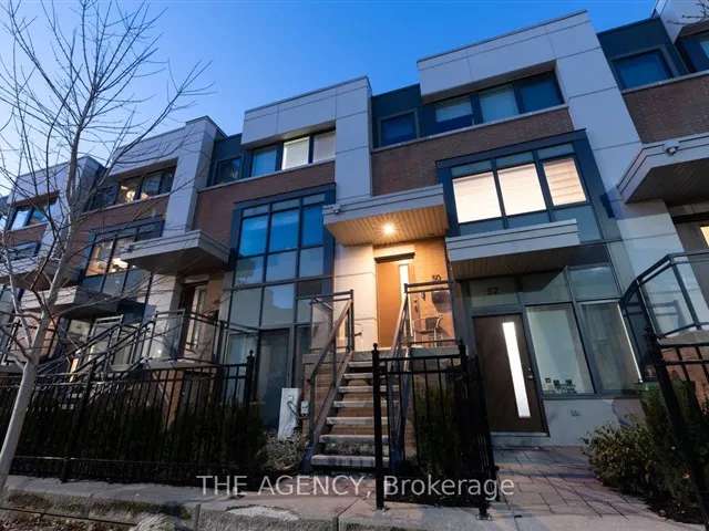 Townhouse For Sale in Toronto, Ontario