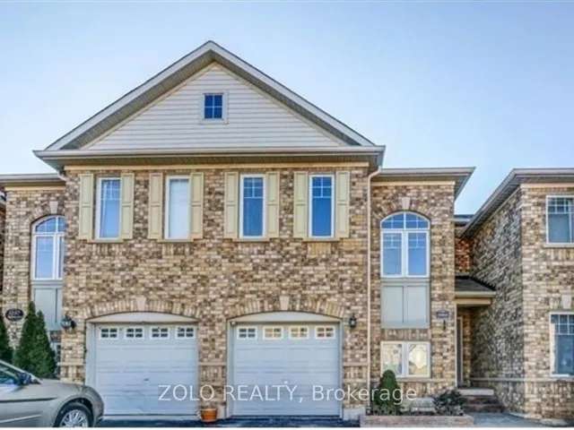 Townhouse For Rent in Oakville, Ontario