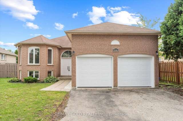 House For Sale in Windsor, Ontario