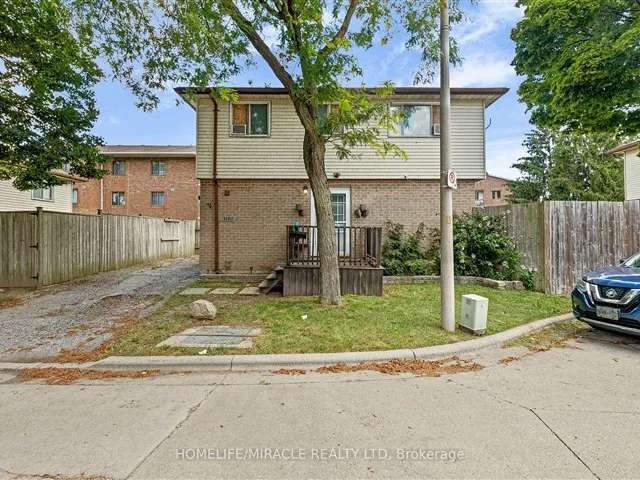 House For Sale in Windsor, Ontario