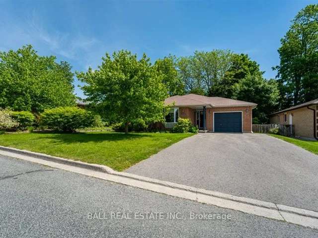 House For Sale in Peterborough, Ontario