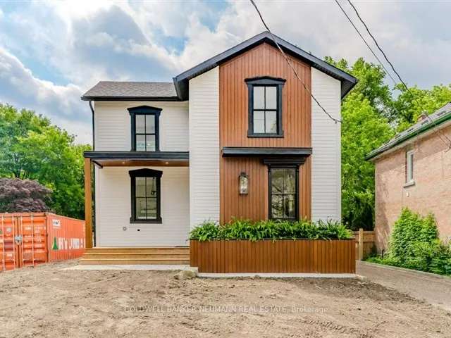 House For Sale in Guelph, Ontario