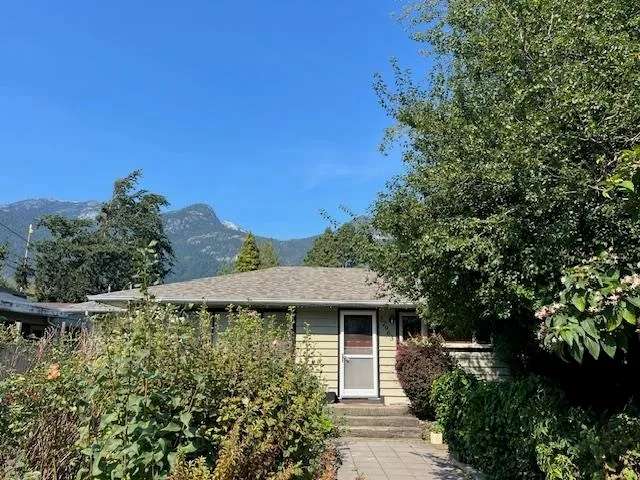 A $1,628,000.00 House/Single Family with 2 bedrooms in Downtown SQ, Squamish