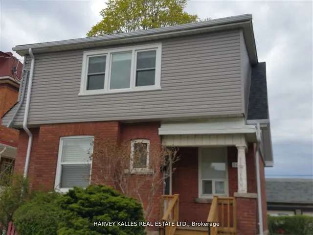 Duplex For Sale in Hamilton, Ontario