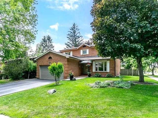 House For Rent in Newmarket, Ontario