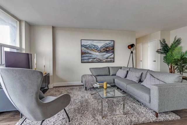 Apartment For Rent in Toronto, Ontario