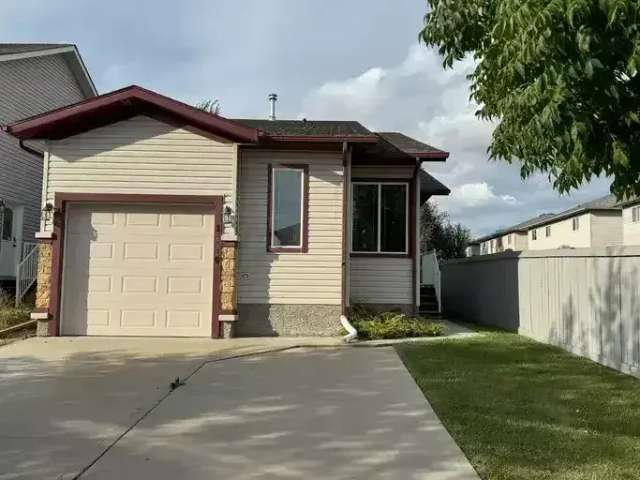 11310 Pinnacle Drive -  in Grande Prairie