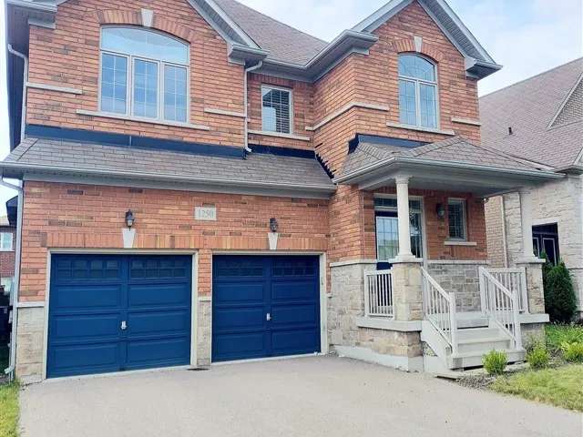 House For Rent in Newmarket, Ontario