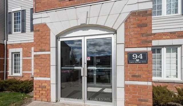 Condo For Sale in Clarington, Ontario