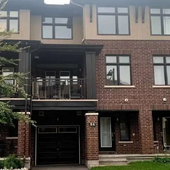 Barrhaven 2 Bedroom  Den Townhome for Rent - Utilities Included