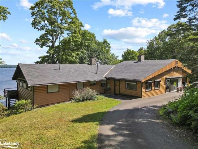 House For Sale in Huntsville, Ontario