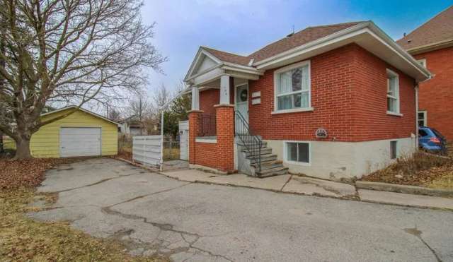 House For Sale in Ajax, Ontario