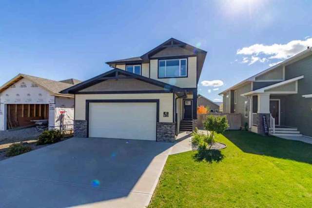 House For Sale in Lethbridge, Alberta