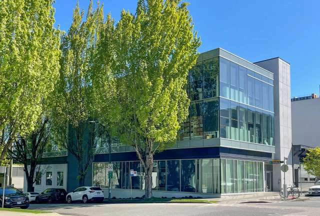 Office building For Rent in Vancouver, British Columbia