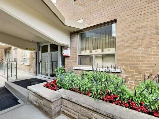 42 Glen Elm Avenue -  in Toronto