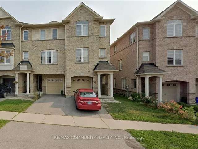 Townhouse For Rent in Ajax, Ontario