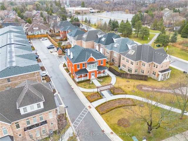 Townhouse For Sale in Mississauga, Ontario