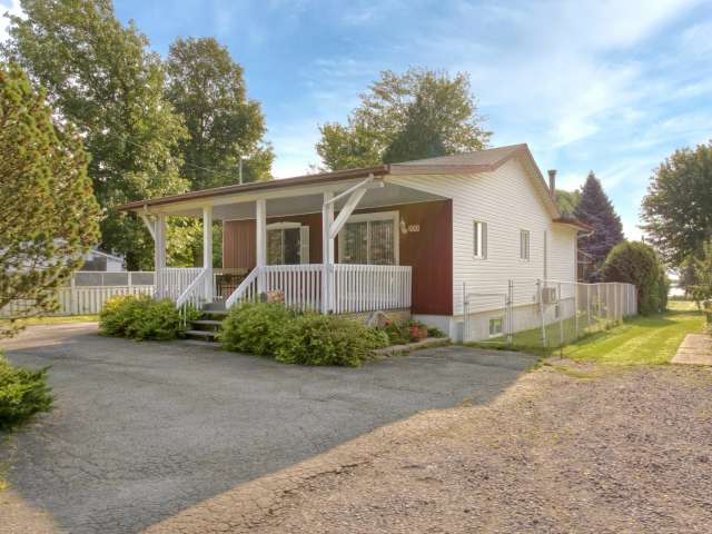 Bungalow For Sale in Lavaltrie, Quebec