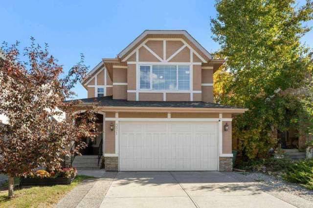 House For Sale in Calgary, Alberta