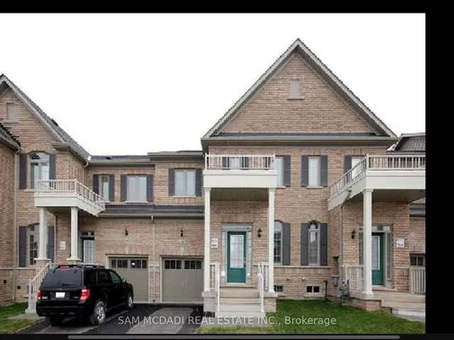 Townhouse For Rent in Milton, Ontario