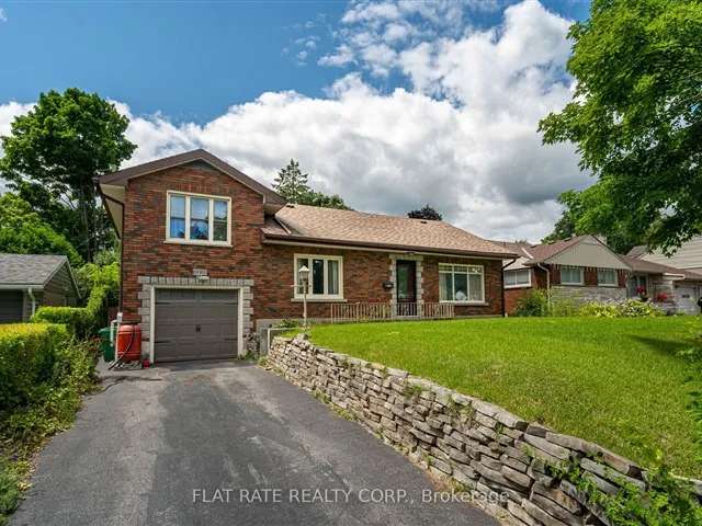 House For Sale in Peterborough, Ontario