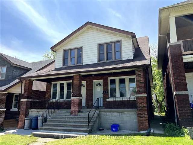 Duplex For Sale in Windsor, Ontario