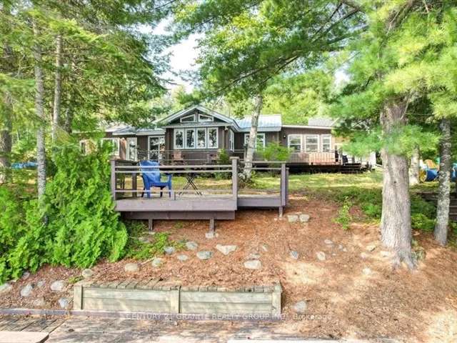 Cottage For Sale in Hastings Highlands, Ontario