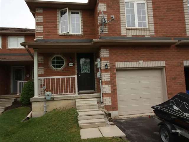 Townhouse For Sale in Innisfil, Ontario