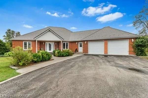 House For Sale in Stone Mills, Ontario