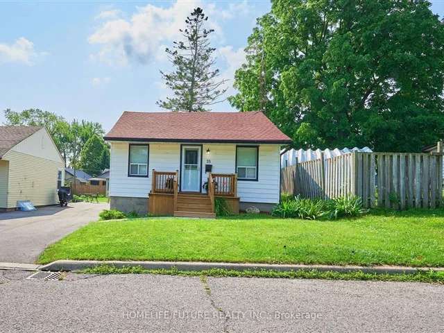 House For Sale in Ajax, Ontario