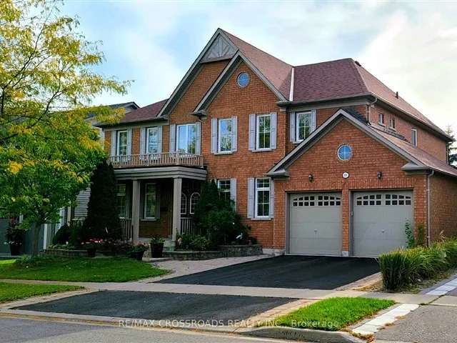 House For Sale in Oshawa, Ontario