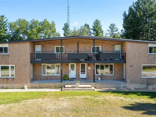 Townhouse For Sale in Essa, Ontario