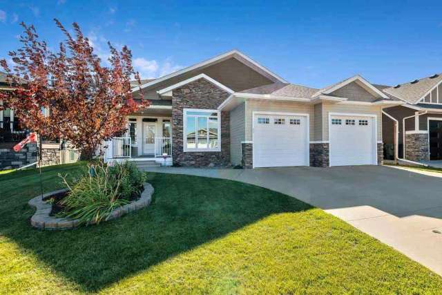 House For Sale in Olds, Alberta