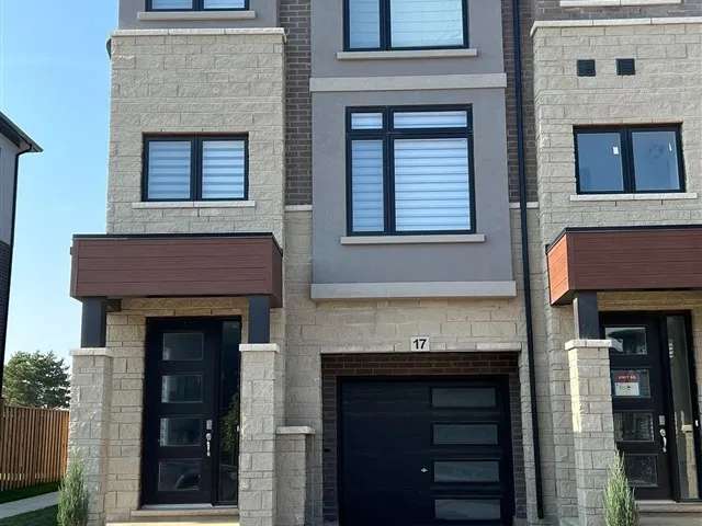 Townhouse For Rent in Hamilton, Ontario