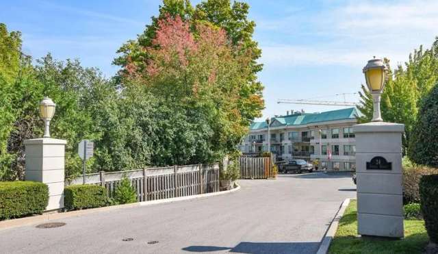 Condo For Sale in Halton Hills, Ontario