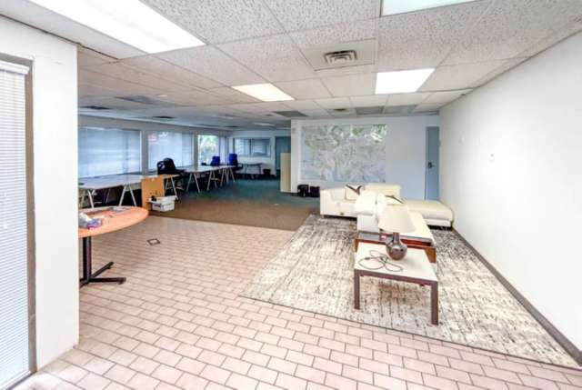 Office building For Rent in Vancouver, British Columbia